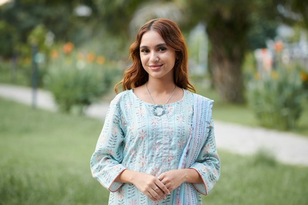 Comment découvrir les traditions des nomades Touaregs au Sahara?